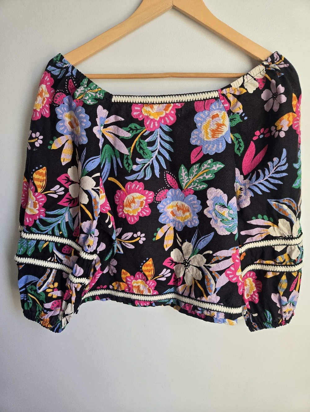 C&C CALIFORNIA Black Floral Linen Boho Blouse - Picture 7 of 9